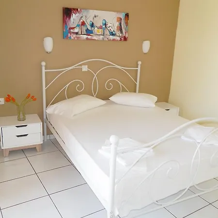 Lejlighedshotel Apollon & Platanés
